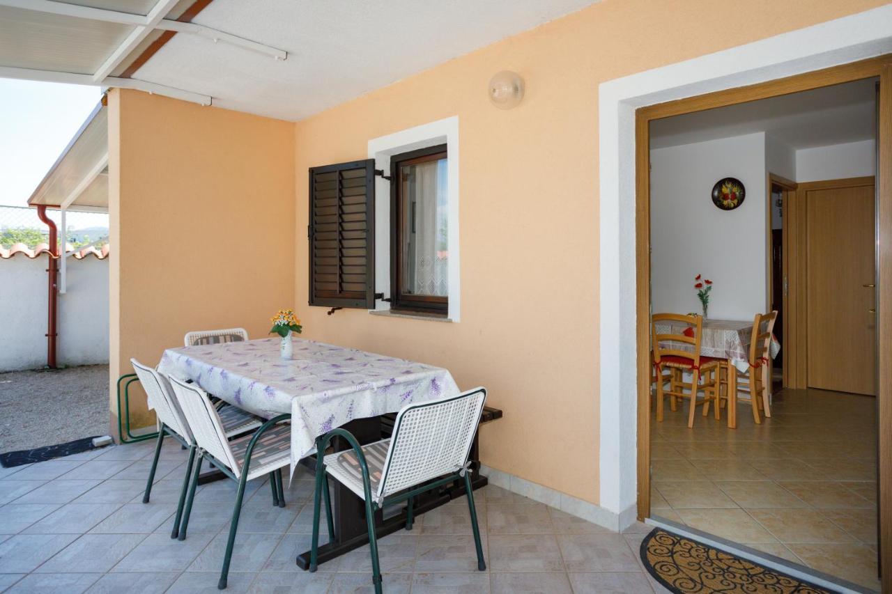 Apartmani Bakran Krk Town Exterior foto