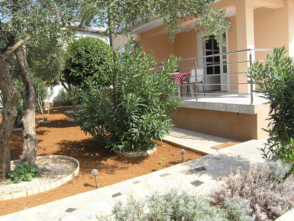 Apartmani Bakran Krk Town Exterior foto